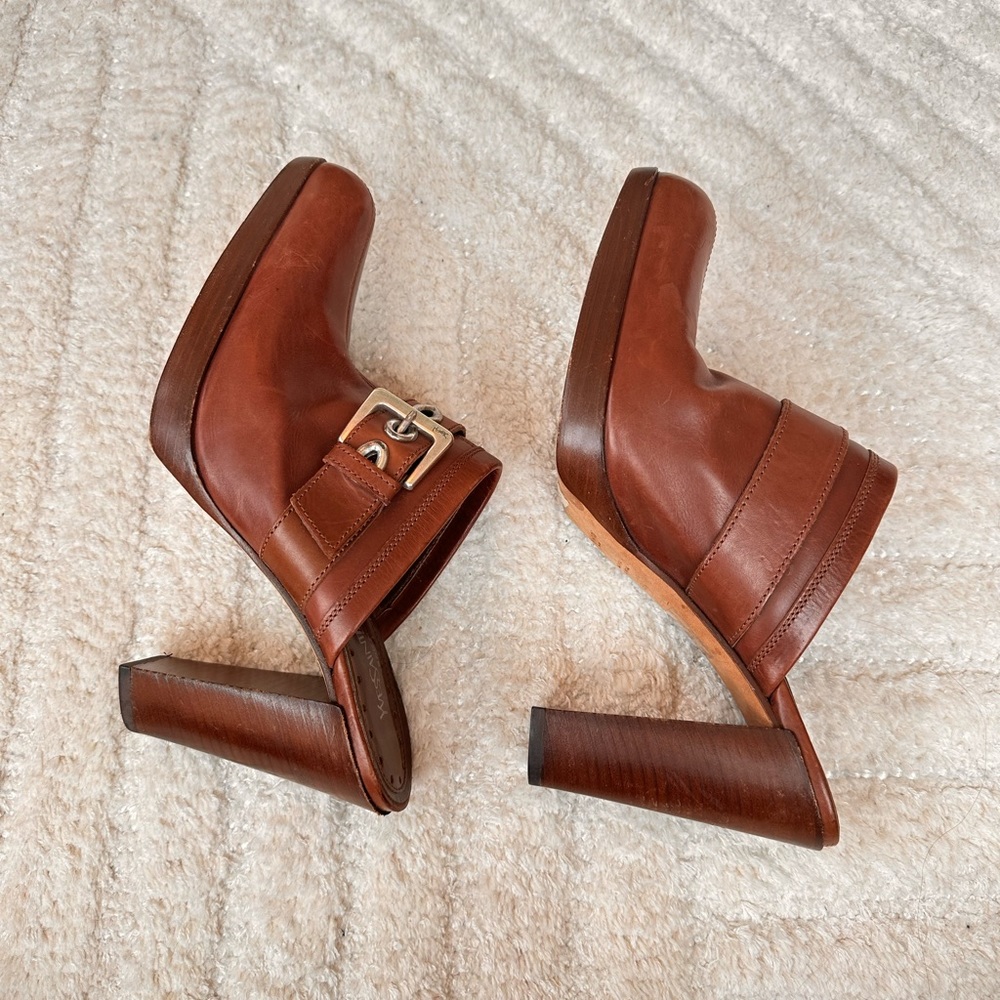 YSL Heel - Picture 9 of 11